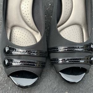 Abella Open-toed Black Heels